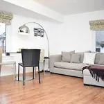 Chapel Lane - Charming Modern One Bed Apartment At The Shore!